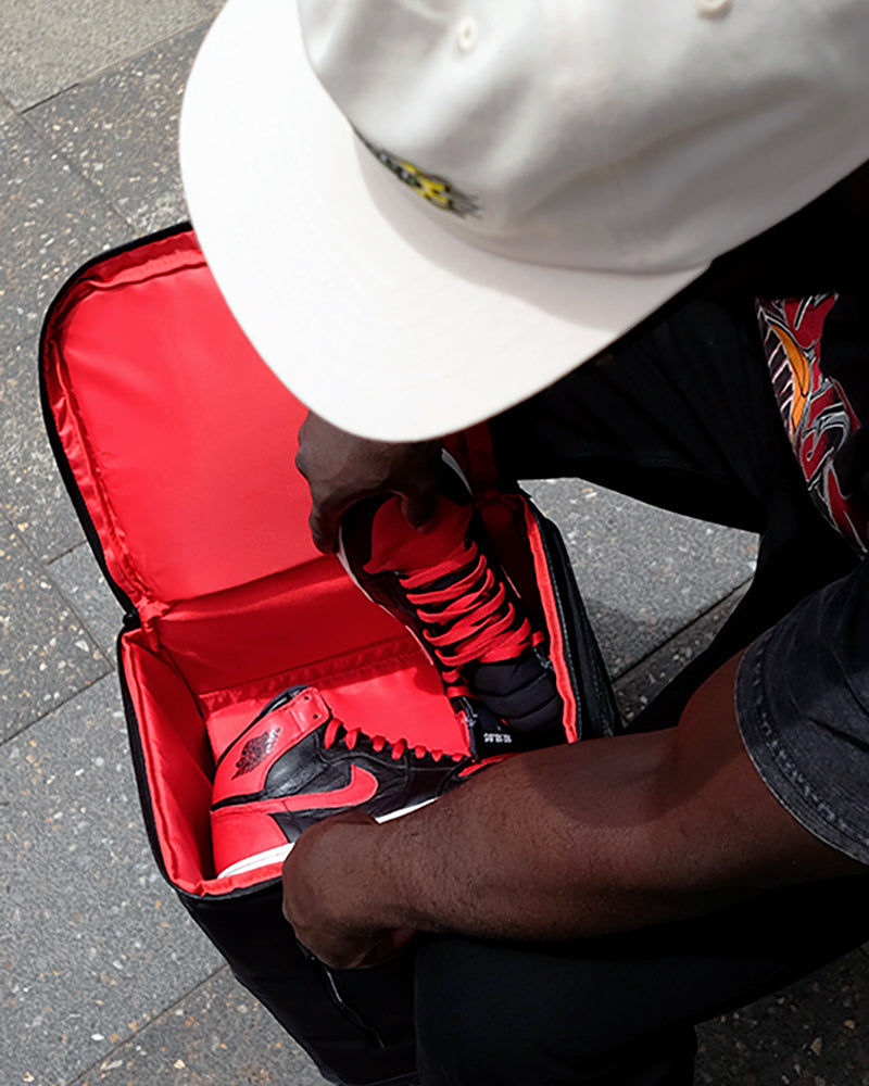 Originals Kicks Kase Backpack (Black/Red)