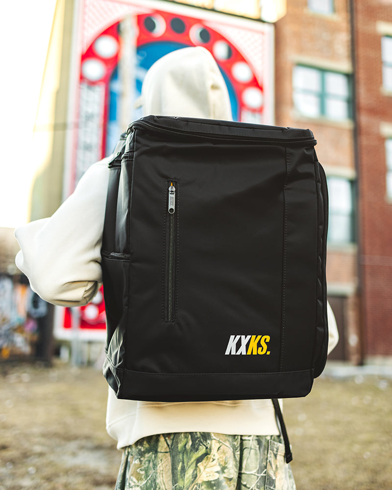 Originals Kicks Kase Backpack (Black/Taxi Yellow)