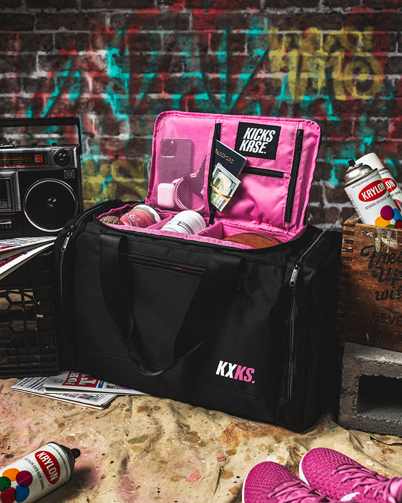 Originals Kicks Kase Duffle (Black/Pink)