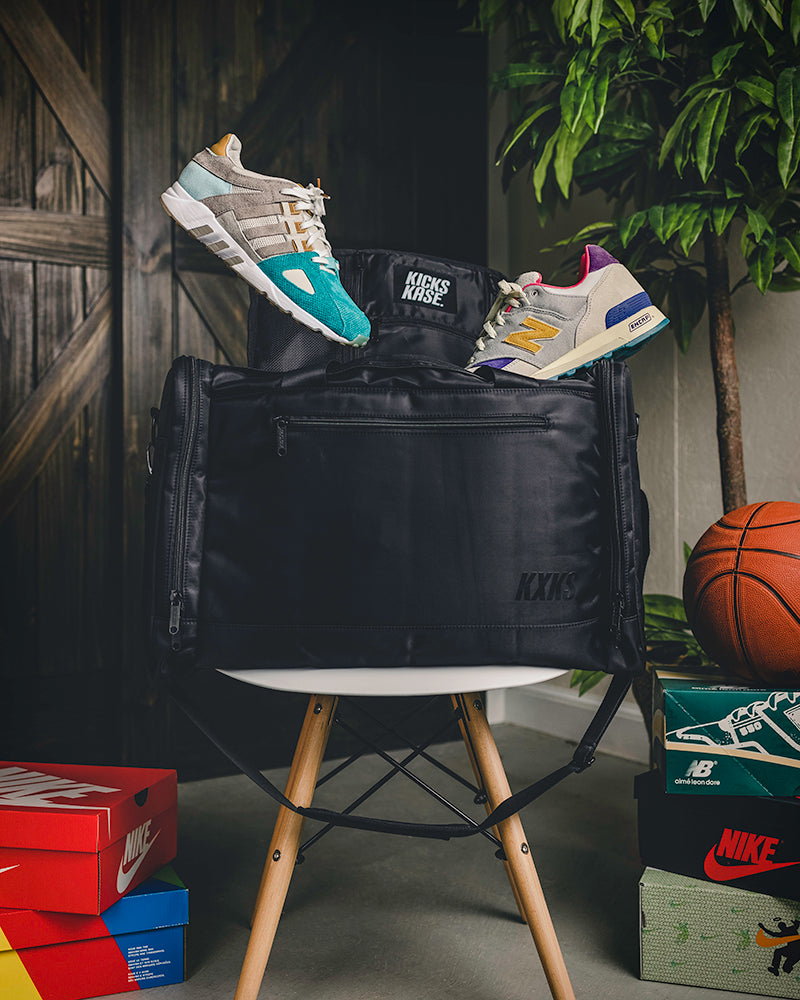 Originals Kicks Kase Duffle (Triple Black)