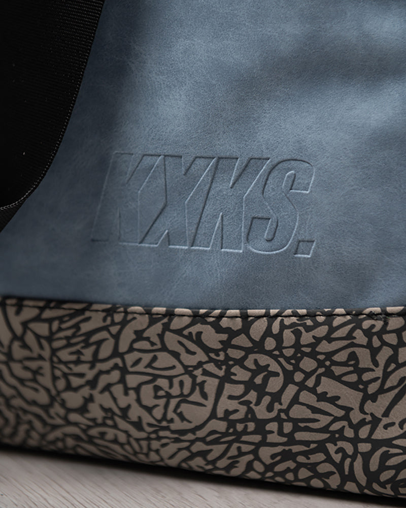 Suede Kicks Kase Duffle (University Blue/Black)